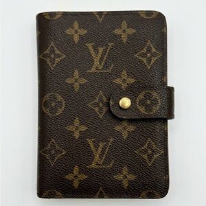 Louis Vuitton Monogram Agenda / Wallet